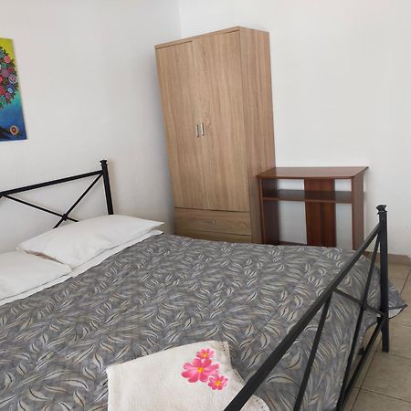 Hotel All'Antico Pozzo Barcellona Pozzo di Gotto Eksteriør billede